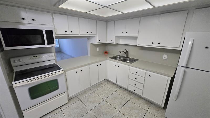 Details for 16800 15th Ave  209, North Miami Beach, FL 33162