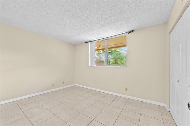 Image 18 of 26 For 7173 Orange Dr  217b
