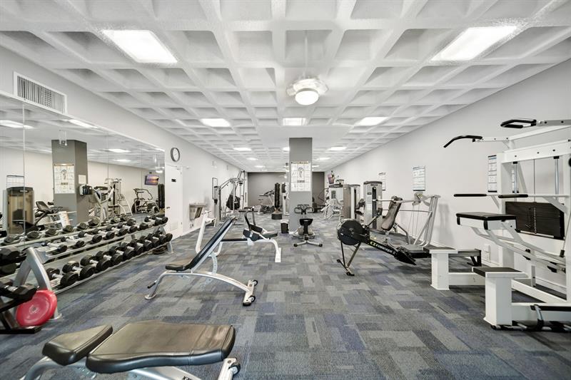 Image 51 of 58 For 1360 Ocean Blvd  905