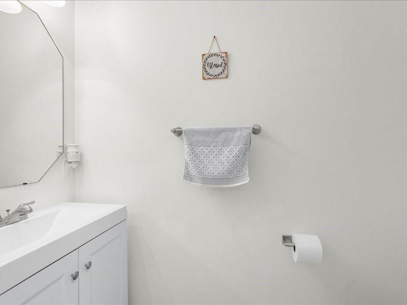 Image 13 of 40 For 4712 Grand Cypress Cir