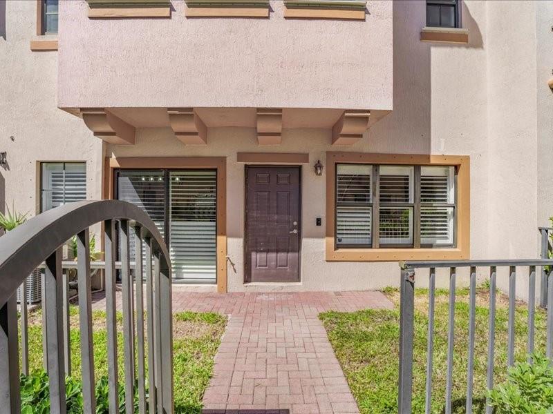 Image 32 of 40 For 4712 Grand Cypress Cir