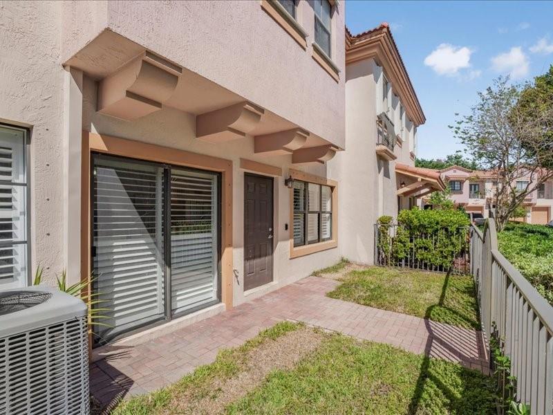 Image 33 of 40 For 4712 Grand Cypress Cir