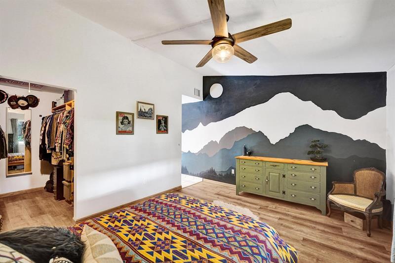 Image 41 of 71 For 2455 37th Ave