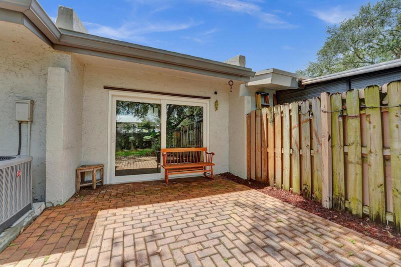 Image 63 of 71 For 2455 37th Ave
