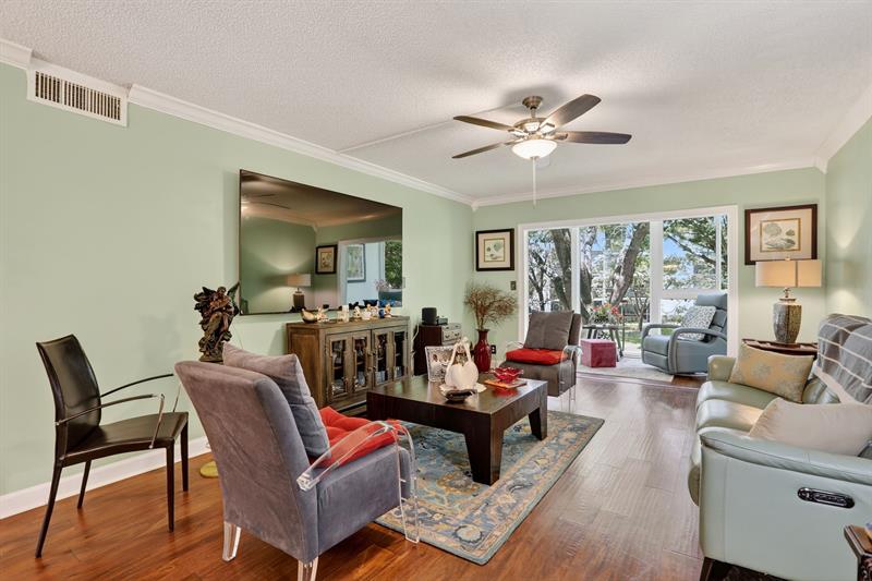 Image 13 of 50 For 2403 Antigua Cir  B2