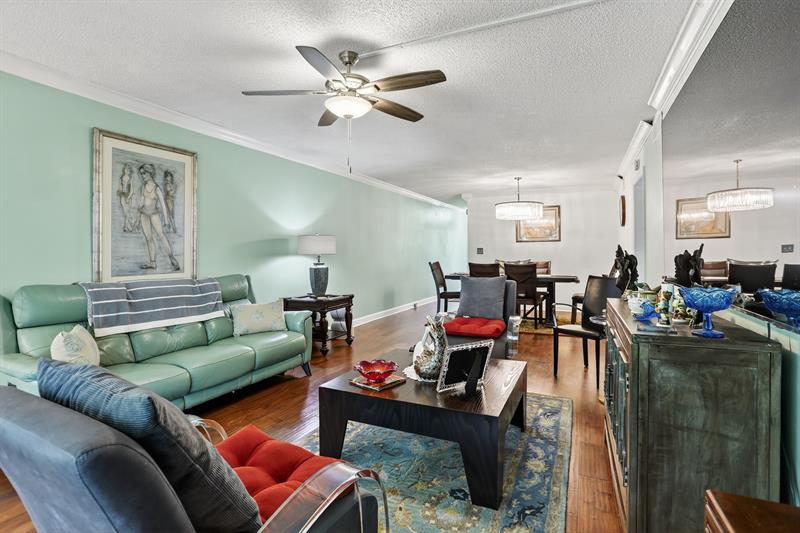 Image 15 of 50 For 2403 Antigua Cir  B2