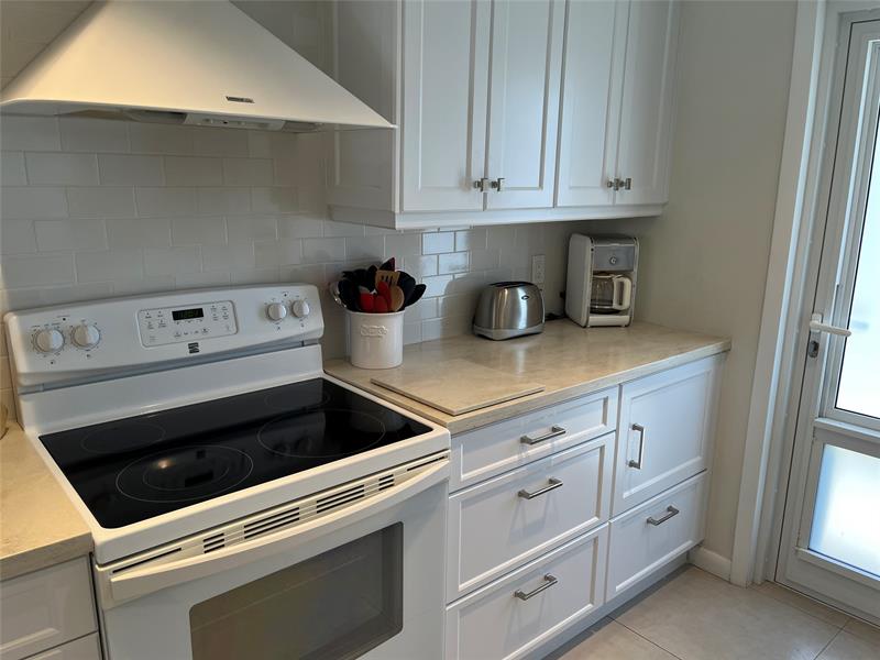 Image 34 of 40 For 1481 Ocean Blvd  415-a