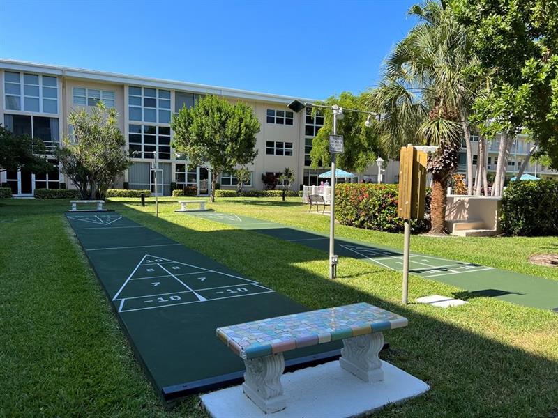 Image 37 of 40 For 1481 Ocean Blvd  415-a