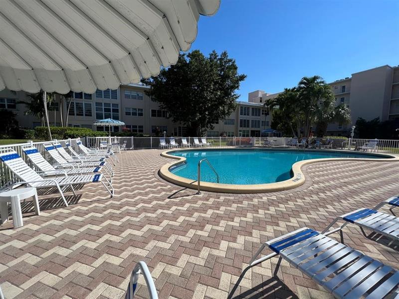 Image 38 of 40 For 1481 Ocean Blvd  415-a