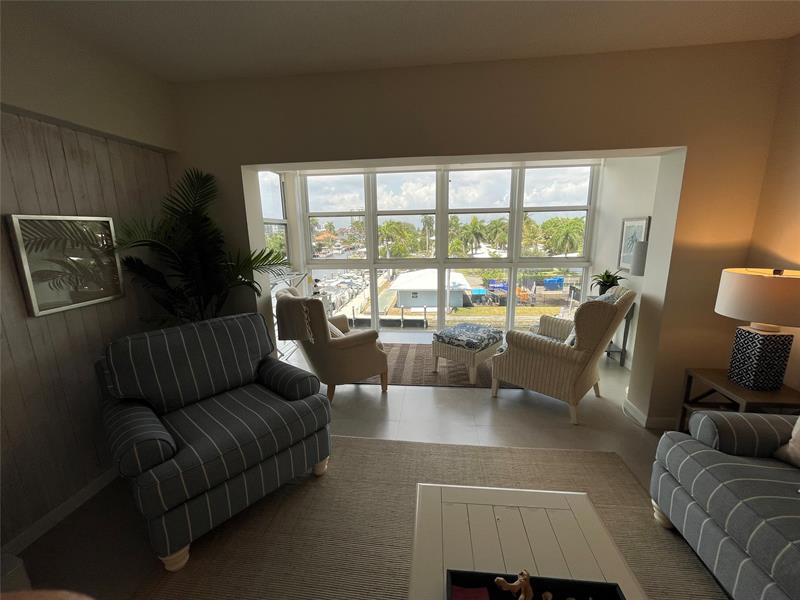 Image 4 of 40 For 1481 Ocean Blvd  415-a