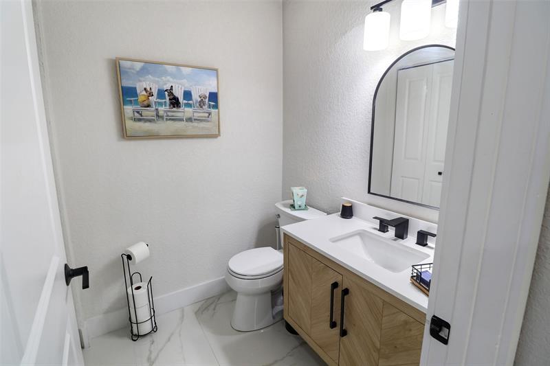 Image 32 of 35 For 6095 Buckeye Ct  C