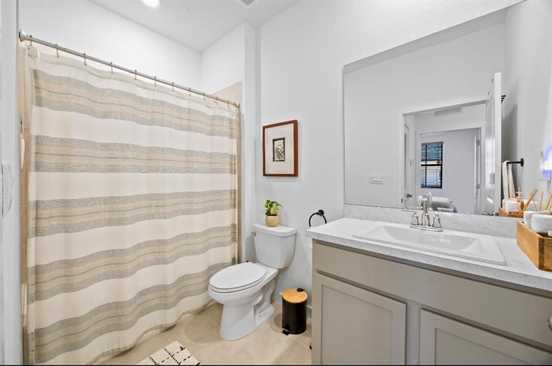 Image 17 of 39 For 369 8th Ct  