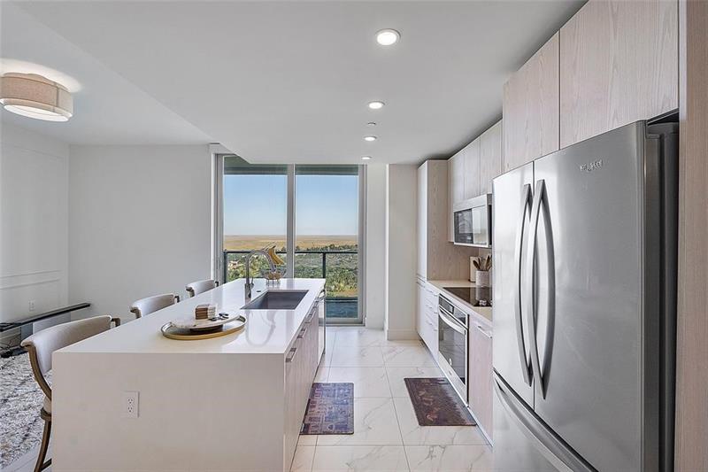 Image 11 of 34 For 2000 Metropica Way  2501