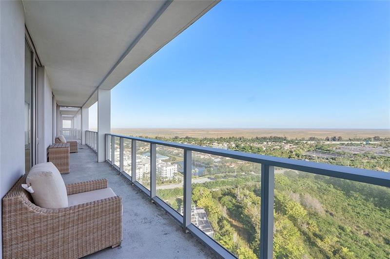 Image 19 of 34 For 2000 Metropica Way  2501