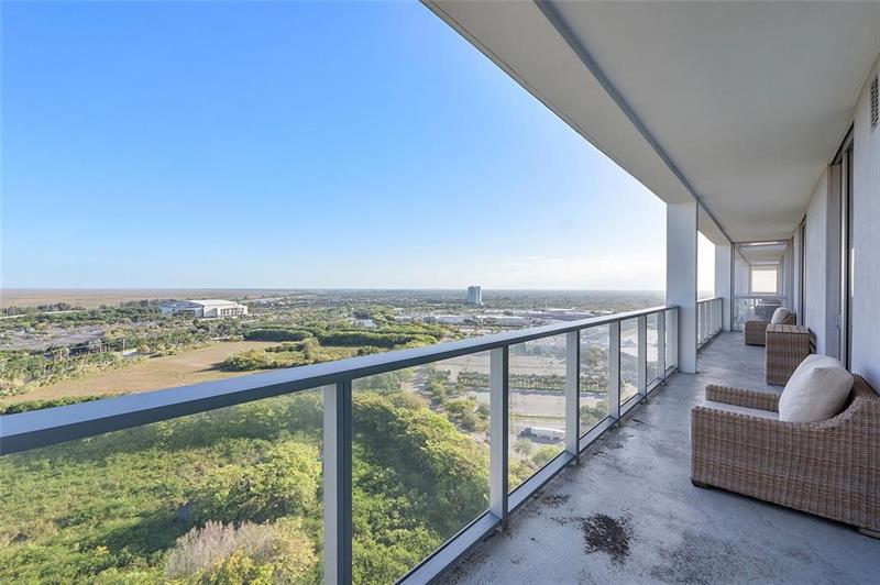 Image 21 of 34 For 2000 Metropica Way  2501