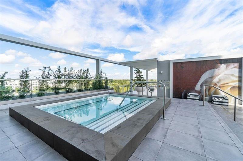Image 31 of 34 For 2000 Metropica Way  2501