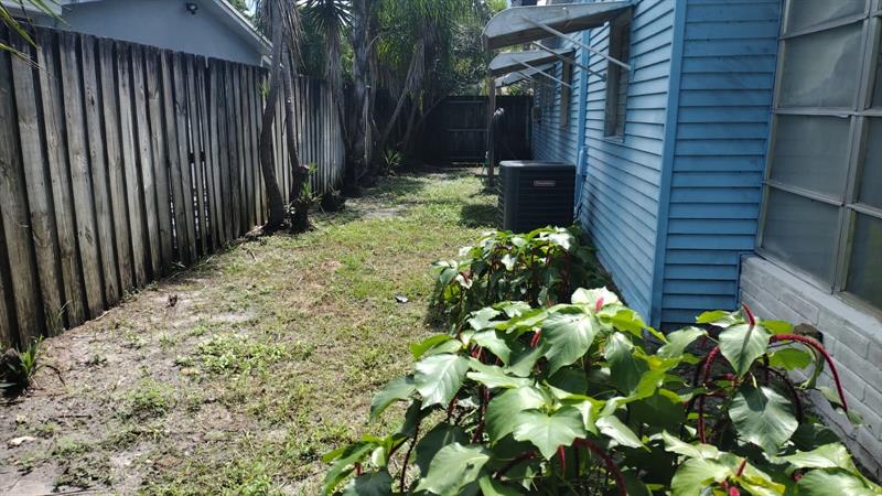 Image 10 of 13 For 6531 Sherman St