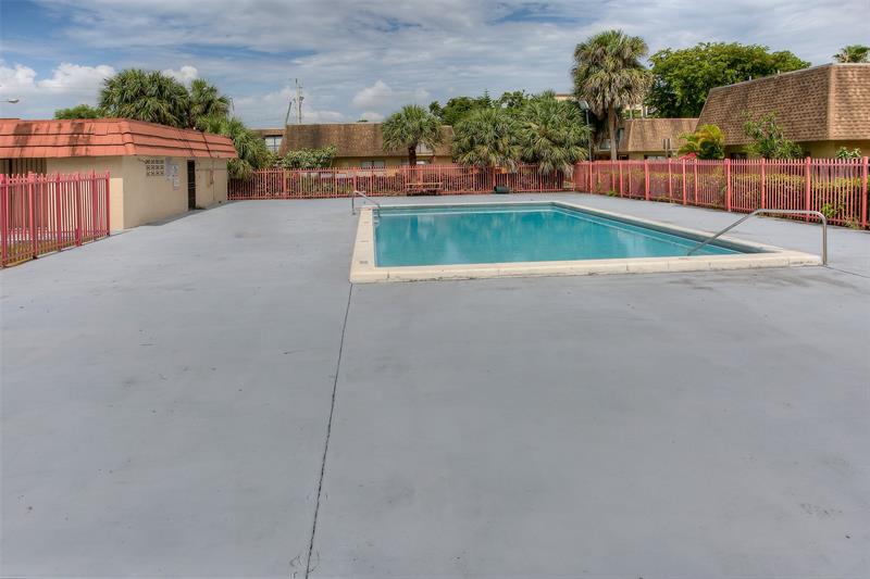 Image 15 of 15 For 2500 67th Pl  22-26