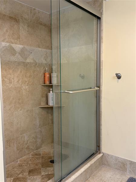 Image 34 of 66 For 6314 Longboat Ln  203