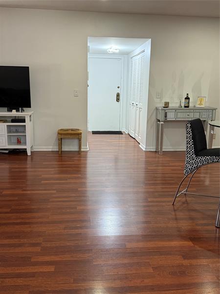 Image 53 of 66 For 6314 Longboat Ln  203