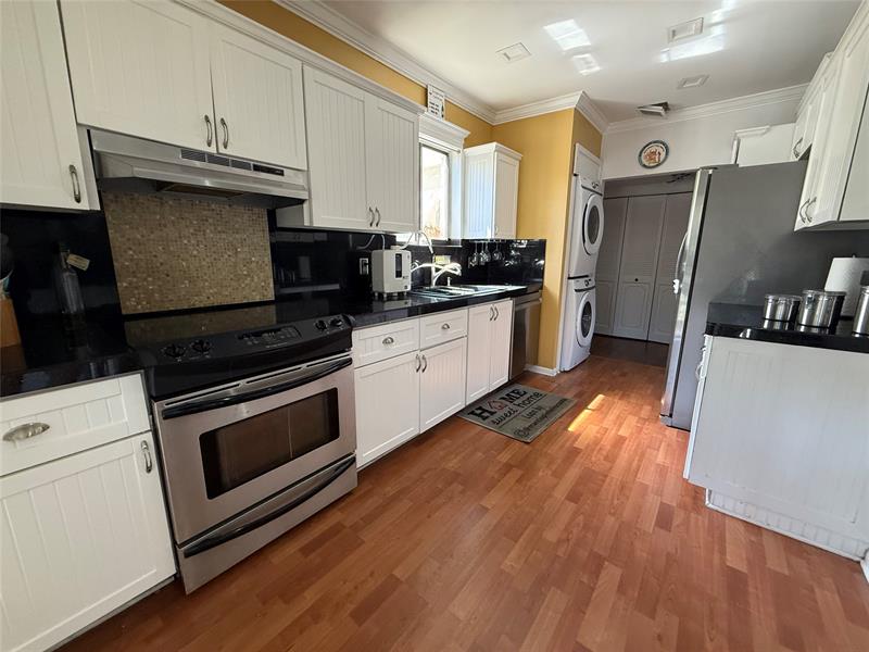 Image 61 of 66 For 6314 Longboat Ln  203