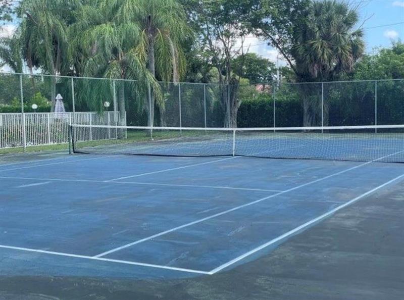 Image 8 of 66 For 6314 Longboat Ln  203