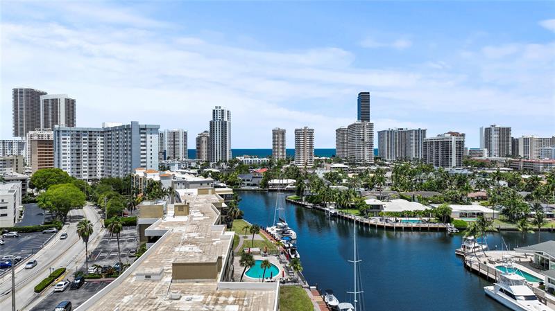 Image 30 of 31 For 401 Golden Isles Dr  1102