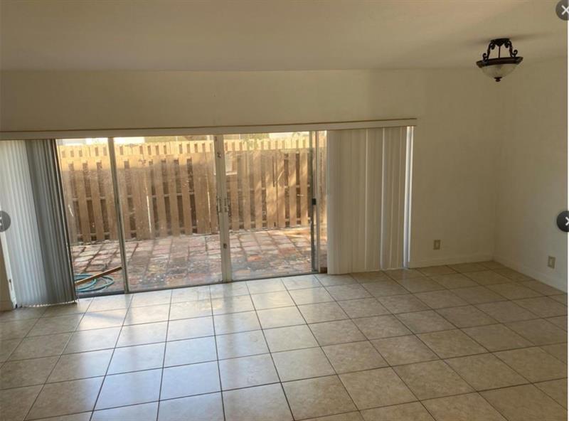 Image 6 of 13 For 8233 8th Ct  