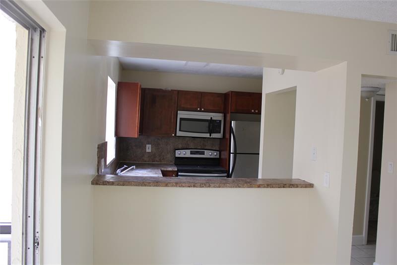 Image 3 of 9 For 4240 21st St  134