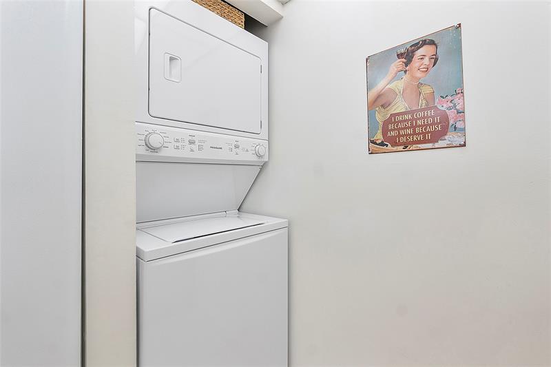 Image 12 of 17 For 6080 44th St  214