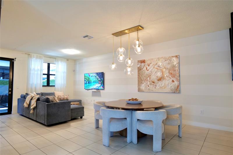 Image 6 of 32 For 7911 105th Ave  7911