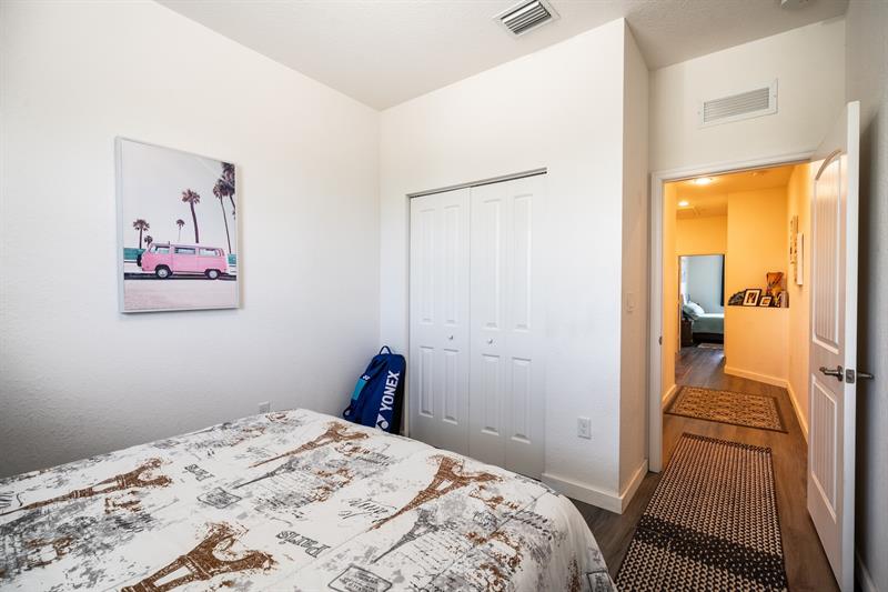 Image 20 of 36 For 250 7th Ct  