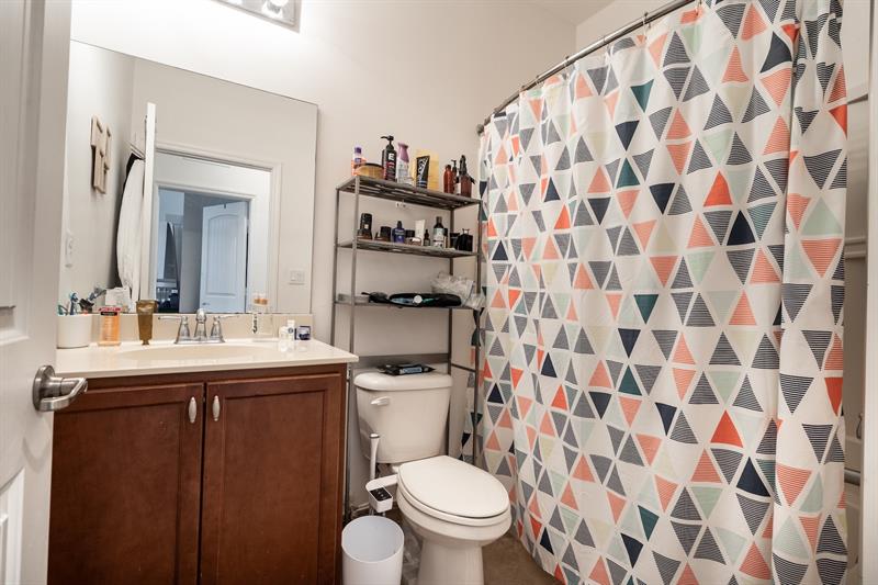 Image 21 of 36 For 250 7th Ct  