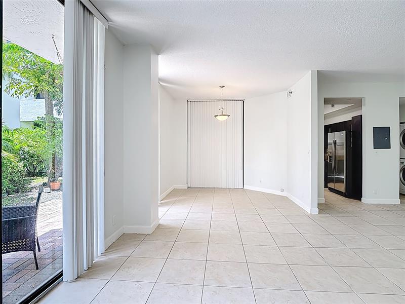 Image 15 of 47 For 3300 192nd St  118