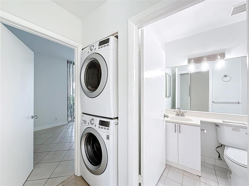Image 34 of 47 For 3300 192nd St  118