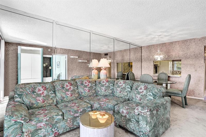 Image 11 of 50 For 9450 Poinciana Pl  310