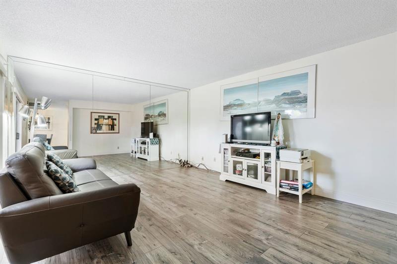 Image 17 of 27 For 2171 90th Ave  C-8