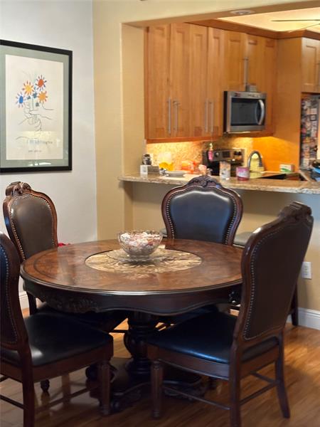 Image 11 of 11 For 7727 Southampton Ter  202