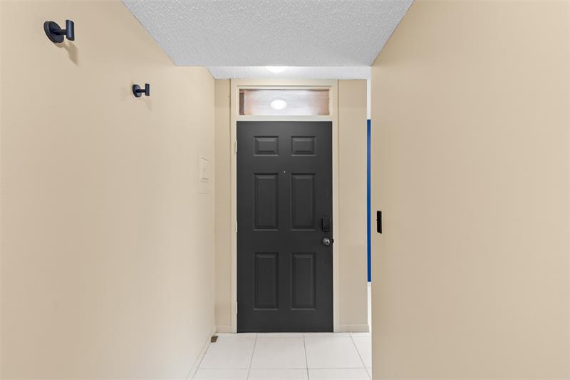 Image 12 of 27 For 5836 Coral Lake Dr  312
