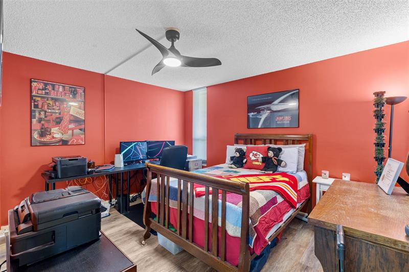 Image 7 of 27 For 5836 Coral Lake Dr  312