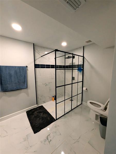 Image 33 of 35 For 6594 Racquet Club Dr  98