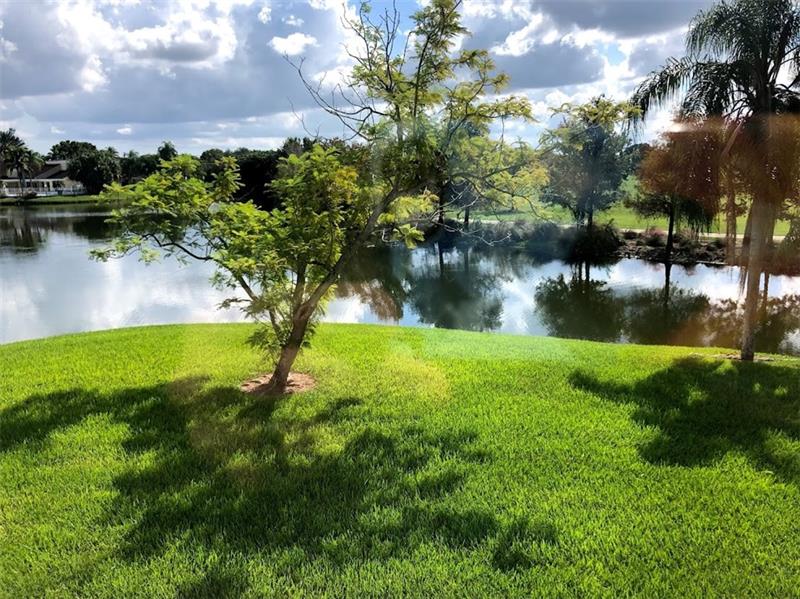 Image 3 of 12 For 12540 Vista Isles Dr  1127