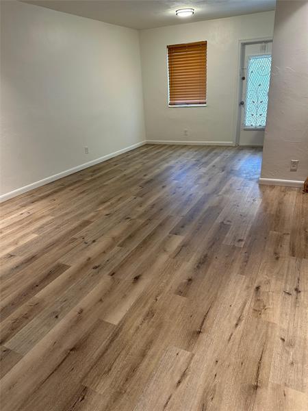 Image 5 of 16 For 2222 Jackson Street  6e