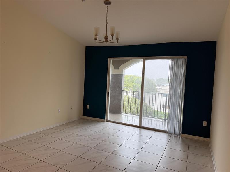 Image 13 of 34 For 6831 44th St  312