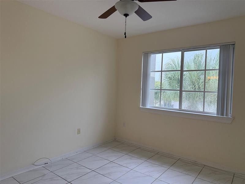 Image 9 of 34 For 6831 44th St  312
