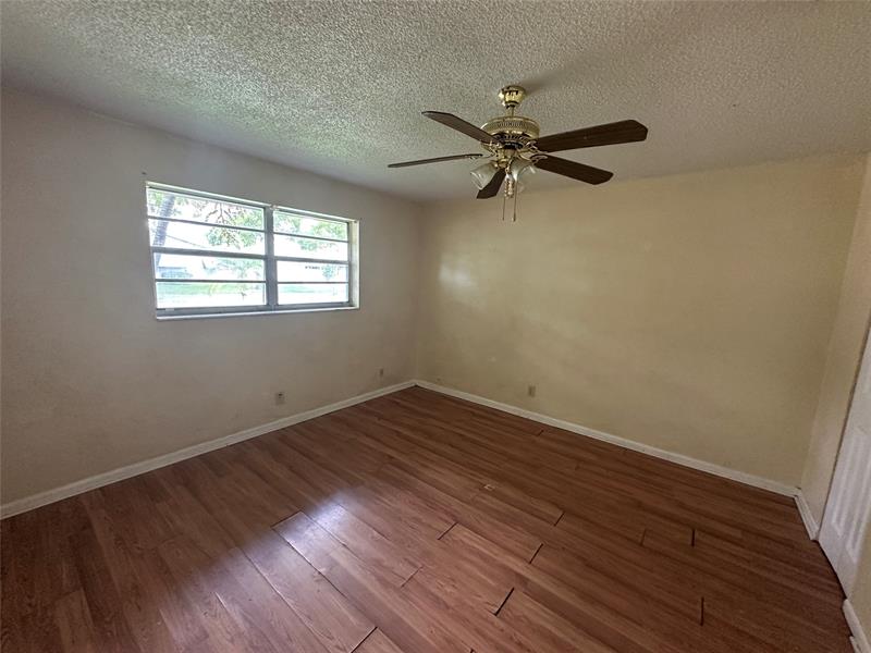 Image 7 of 7 For 3006 4th Ter  1