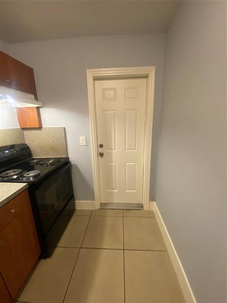 Image 7 of 14 For 5311 17th Ct  B