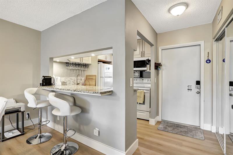 Image 7 of 23 For 540 2nd Ave  J7