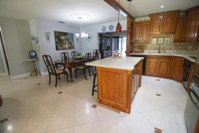 Image 5 of 28 For 149 77th Ave