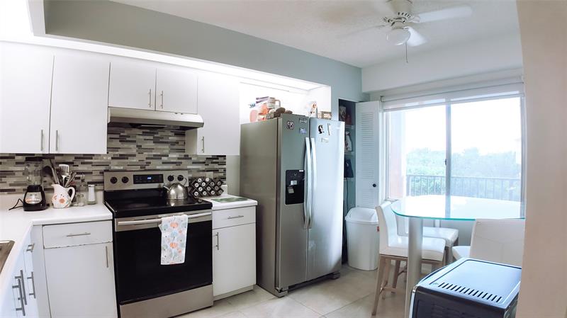 Image 10 of 21 For 12551 16th Ct  402 C